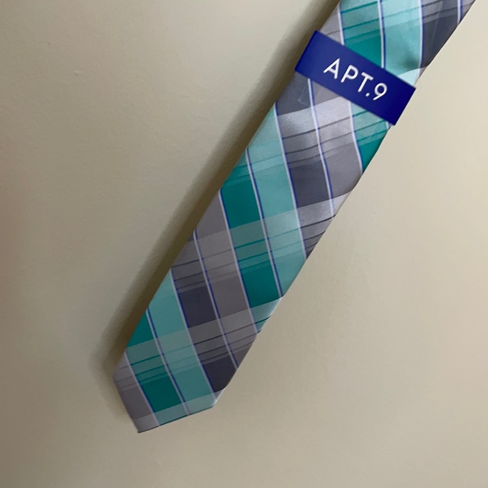 Apt. 9 Mint Tie With Tie Clip